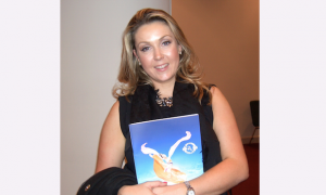 Milliner Finds Shen Yun Uplifting: ‘I think the costumes are amazing’