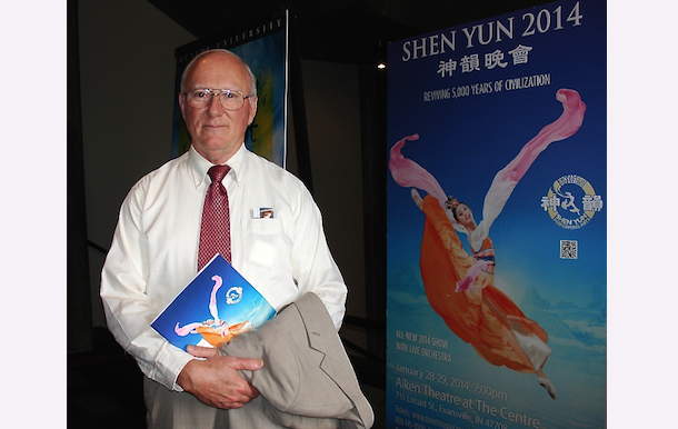 Peter Kline, former French Horn player for Indianapolis Symphony Orchestra, found Shen Yun Orchestra to be fantastic. (Wan Ying/Epoch Times) 