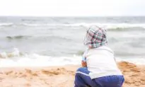 Signs You’re Secretly An Introvert (Video)