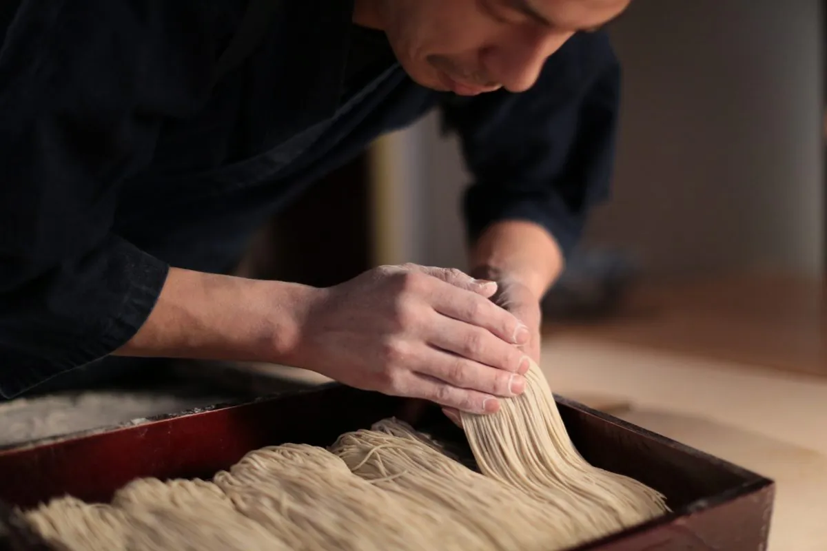 Daruma-ya soba master Shuichi Kotani.(Reggie Shiobara)