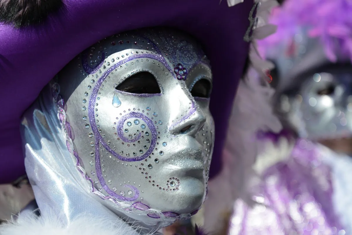 Carnival-goers in full costume during the Carnival of Venice. (Marius Iacob/Epoch Times)