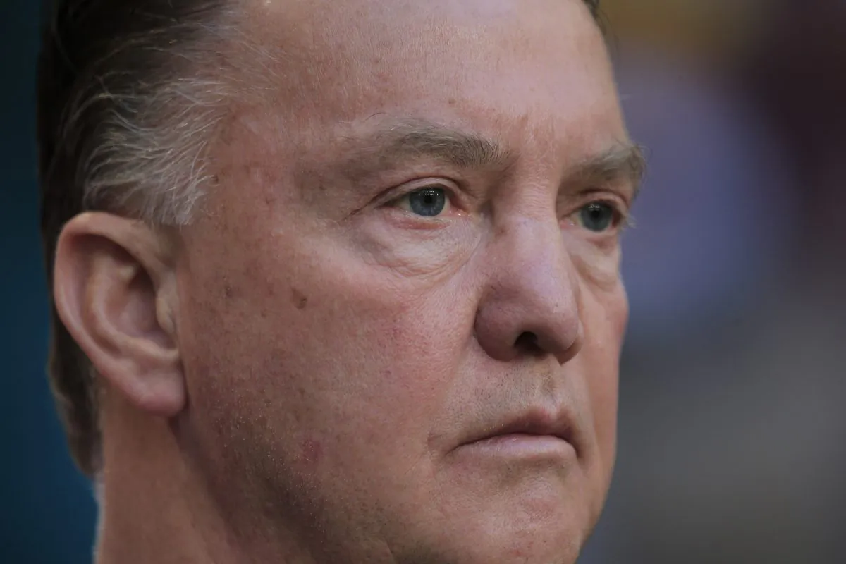 Netherlands' coach Louis van Gaal watches his players during the line up  May 17, 2014. (AP Photo/Peter Dejong)