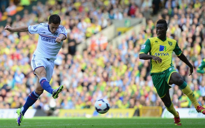 Eden Hazard of Chelsea scores their second goal during the Barclays Premier League match between Norwich City and Chelsea at Carrow Road on October 6, 2013 in Norwich, England. (Photo by Jamie McDonald/Getty Images)