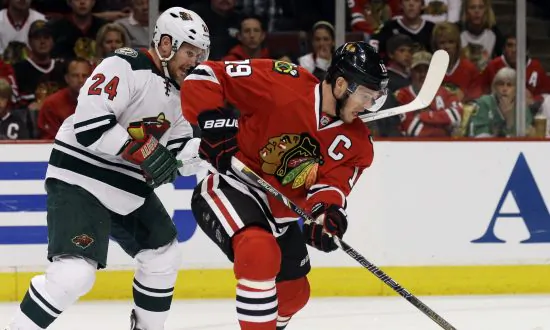 Blackhawks Edge Wild To Take 3-2 Lead