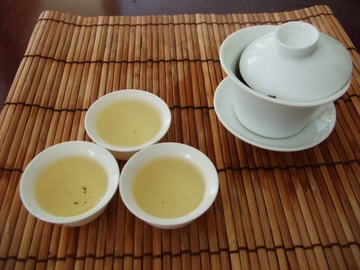 Brewing tea in a gaiwan. (Peter Valk)