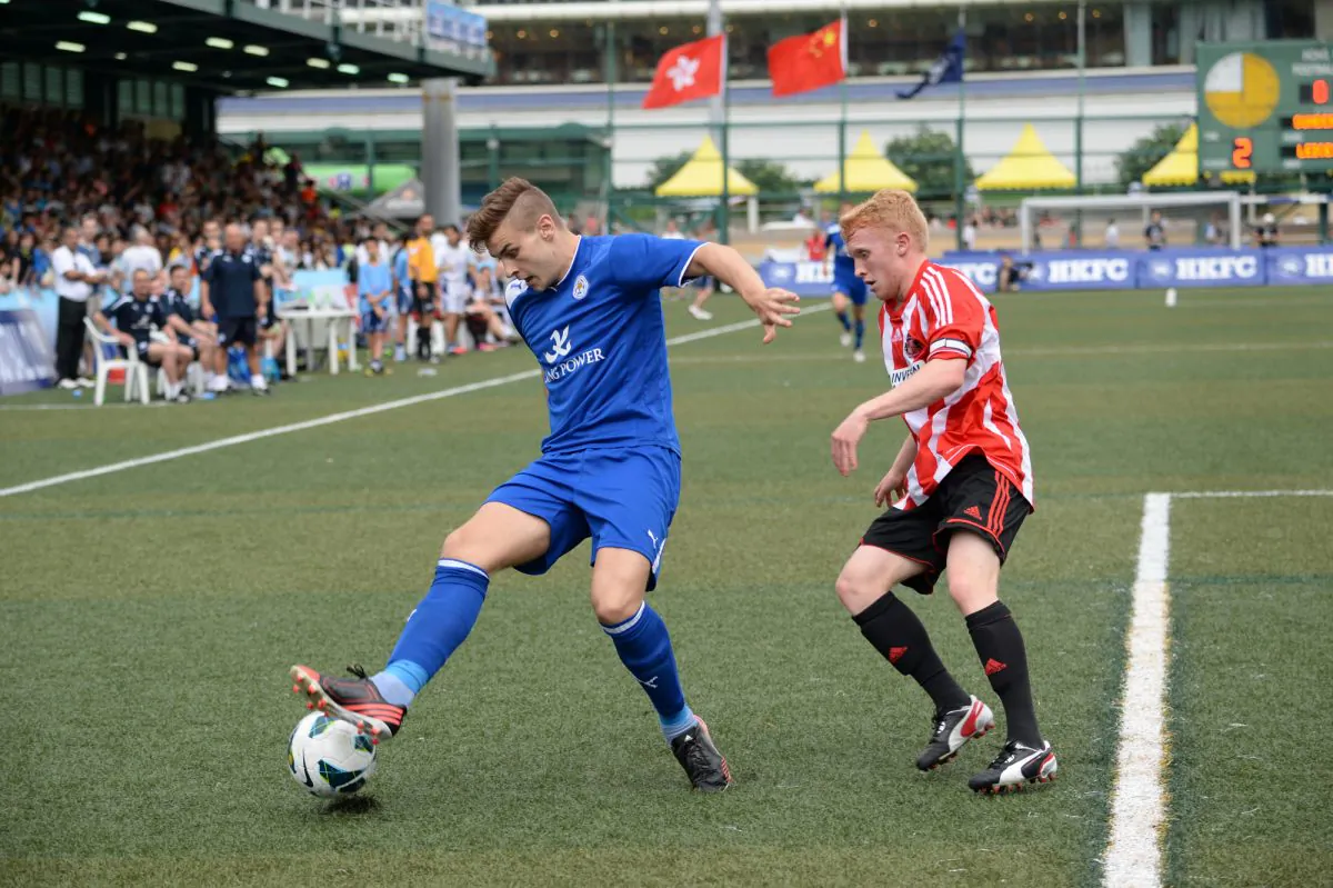 Action between Leicester City and Sunderland in last year’s HKFC Citibank Soccer Sevens, May 2013. (Bill Cox/Epoch Times)