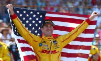 Ryan Hunter Reay Wins Second-Closest Indianapolis 500 in History (+video)