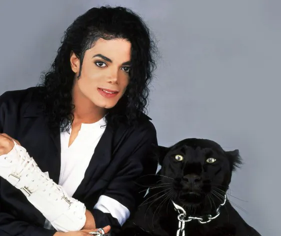 Michael Jackson Hologram Performed At Billboard Music Awards Last Night.
Photo Credit: aux.tv