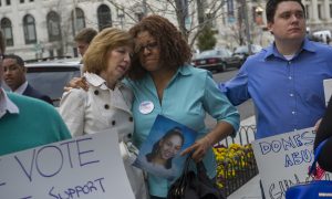 American Moms Versus Guns