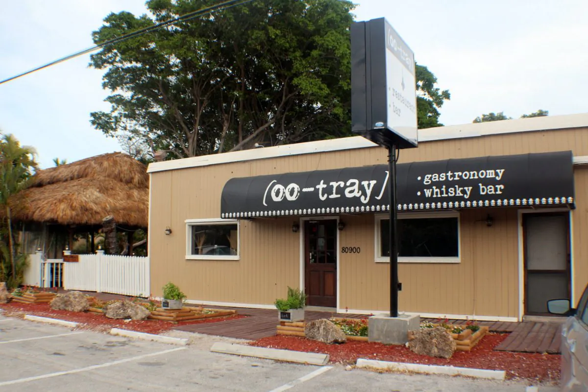 OO-TRAY Restaurant in Islamorada in the Florida Keys. The name derives from a French word, spelled phonetically, that means different. (Myriam Moran copyright 2014)