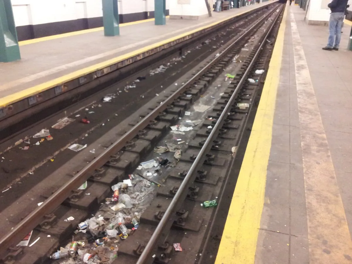 The NYC subway system has a big problem with litter on the subway tracks