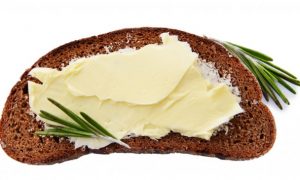 BUTTER ME UP! 4 Reasons to Put (Grass-Fed) Butter Back on Your Plate