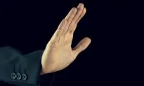 Hand Posture Can Change Our Brain ‘Maps’