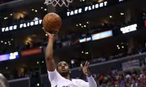 Clippers Go Small To Even Series