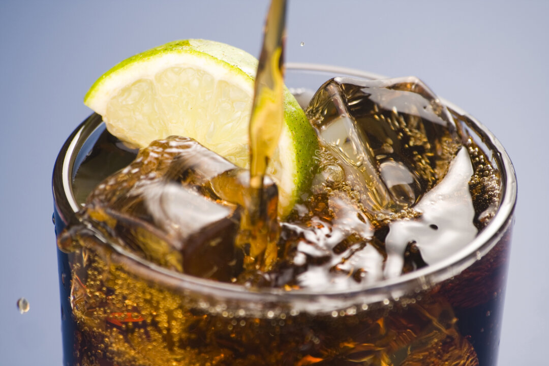 Although they may not have many calories, studies have linked synthetically sweetened diet drinks with increased risks of weight gain, diabetes, and cardiovascular disease. (Antonio Muñoz Palomares/Thinkstock)