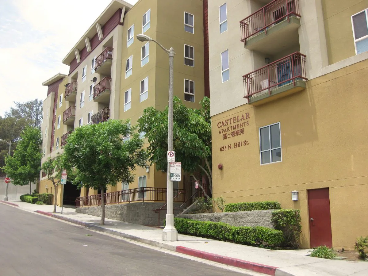 An affordable housing apartment complex stands in Chinatown, Los Angeles, on June 26, 2014. (Sarah Le/The Epoch Times)