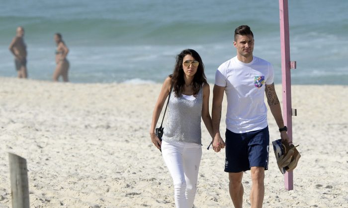 Olivier Giroud's Wife Jennifer: Info, Pictures of France, Arsenal ...