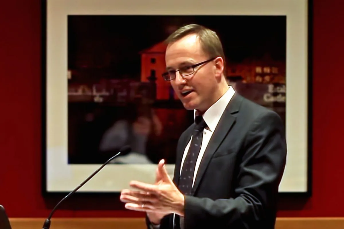 New South Wales MLC David Shoebridge speaking at the screening of 'Transcending Fear: The Story of Gao Zhisheng' which he hosted in the New South Wales Parliament on June 18, 2014. (Shakespear Media)