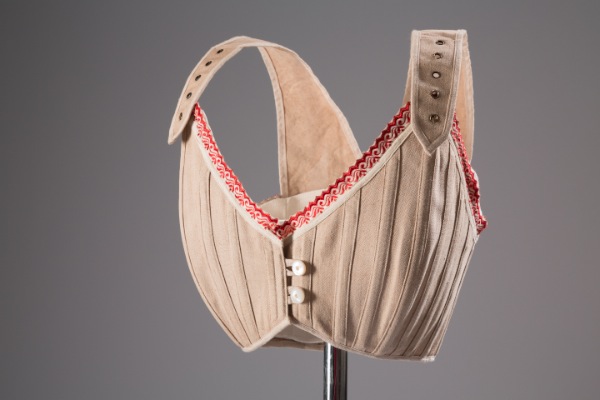Bust bodice Linen 1890, France (Courtesy of The Museum at FIT)
