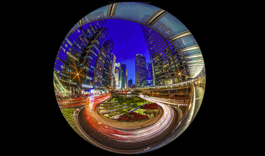 A "fishbowl" view of Hong Kong at night. (CoolBieRe)
