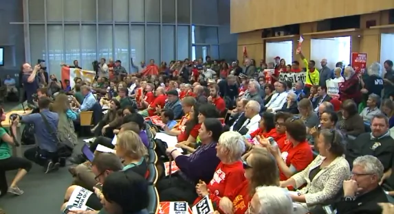 Seattle Raises the Minimum Wage to $15 (Video)