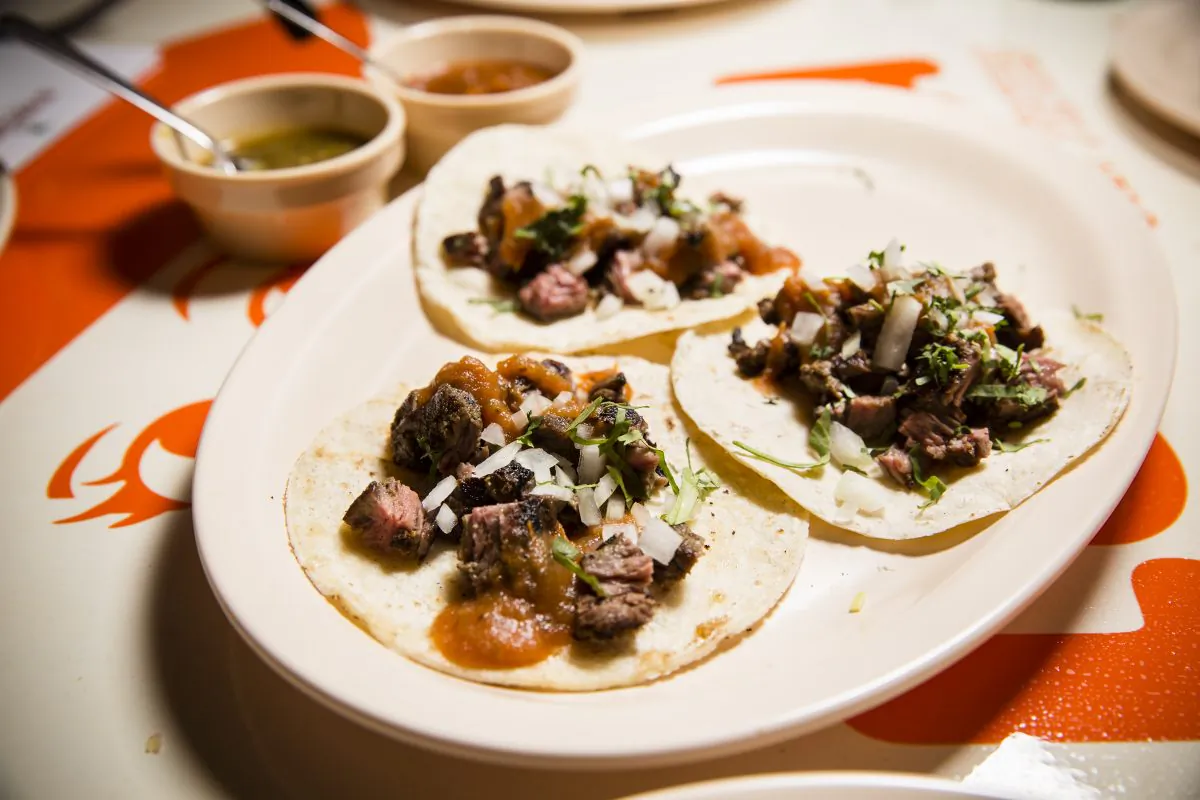 Carne asada taco, with Black Angus skirt steak. (Edward Dai/Epoch Times)