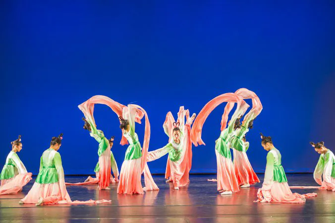 Students dance during the Fei Tian dance recital. From floating water sleeves and a zesty Mongolian dance, to mischievous little scholars and Monkey King action, students from the Fei Tian Academy of the Arts California brought refreshing classical Chinese dances to the audience at their end-of-year recital. Many Fei Tian dance students will someday dance in Shen Yun Performing Arts productions. (Fei Tian)