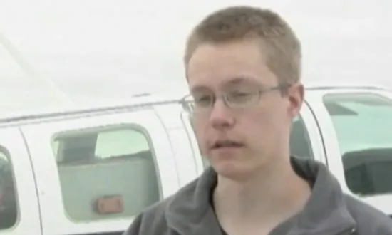 South Dakota Teen to Fly Solo Around World (Video)