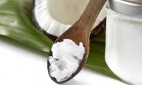 10 Powerful Uses for Coconut Oil (Infographic)