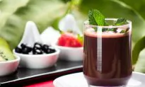 10 Superfoods That Will Make You Look Younger