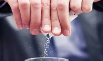 What Is Aspartame? 5 Surprising Facts About This Sweetener