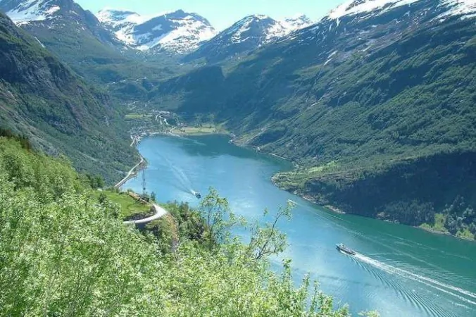 Norway (The Travel Magazine)