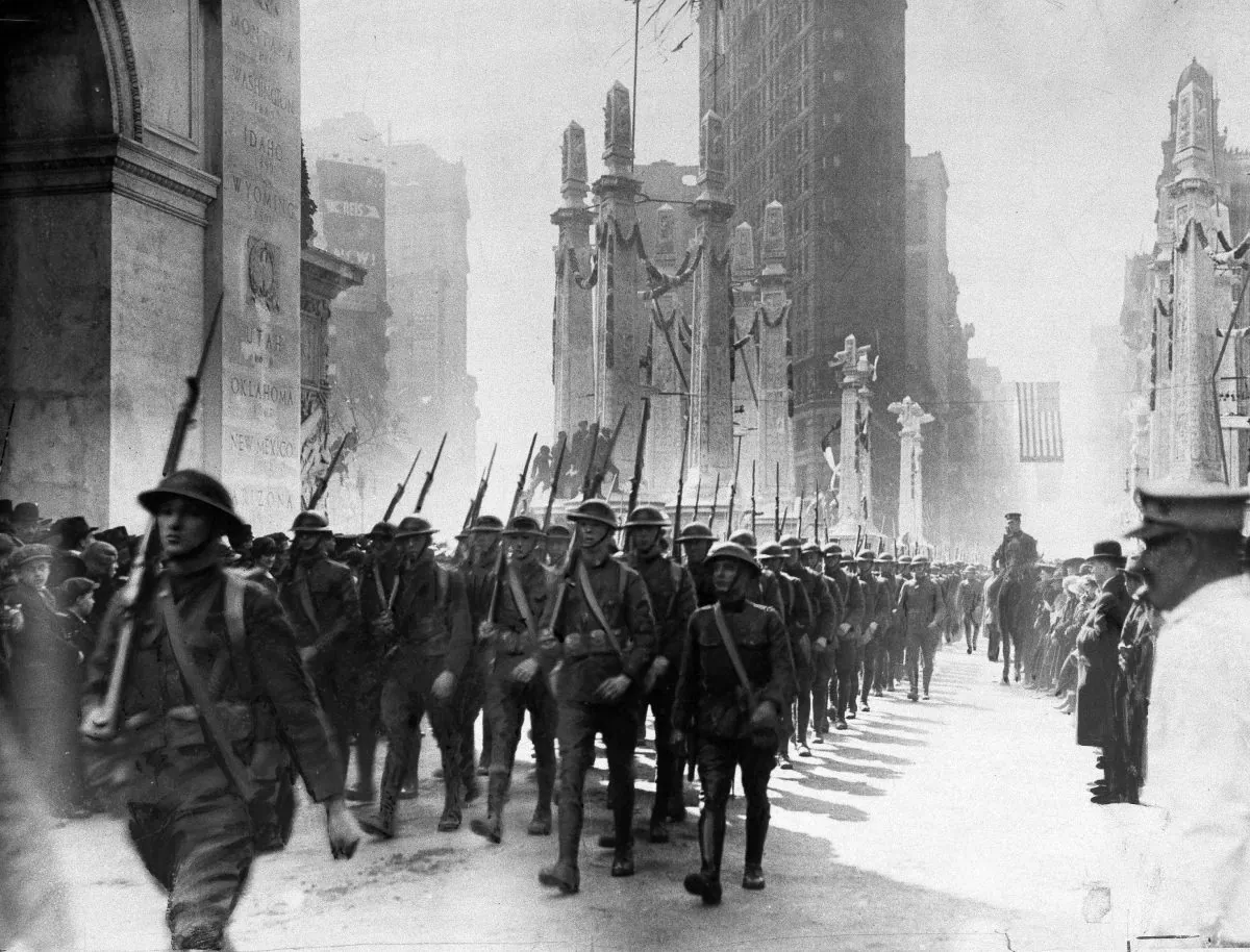 British infantry Tommys go forward to meet the German advance on the Western Front during the Great War, March 31, 1918, Easter. (AP Photo)