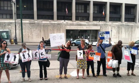 Advocates Hold Vigil for Rikers Inmate Who Died in Prison