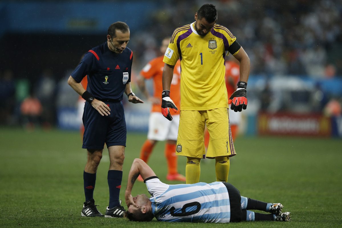 World Cup 2014: Argentina's Sergio Agüero to miss Swiss match with injury, Sergio Agüero