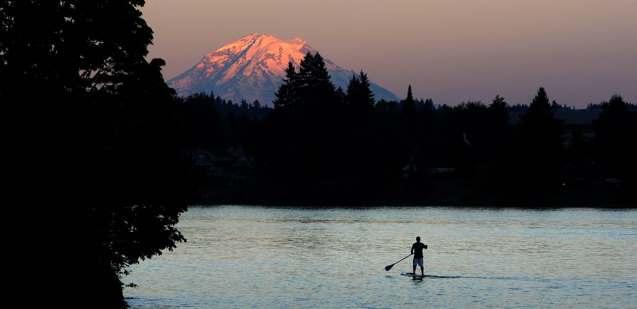 Missing Mount Rainier Climber's Body Found in Crevasse; He Was Celebrating 80th Birthday - Vimarsana News