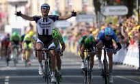 Kittel Wins, Cav Crashes at 101st Tour de France Stage One