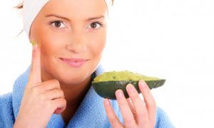 A Simple and Natural Face Mask - DIY