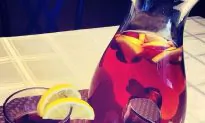 Recipe: Pomegranate and Raspberry Iced Tea