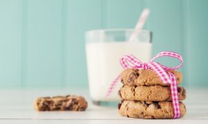 Healthy Chocolate Chip Cookies (Video)
