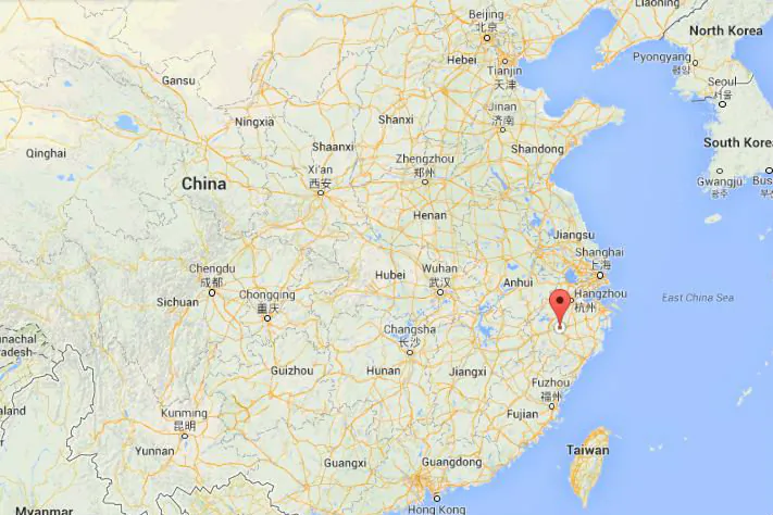 The Longyou caves are located near the village of Shiyan Beicun on the Lan River in eastern China. (Google Maps)