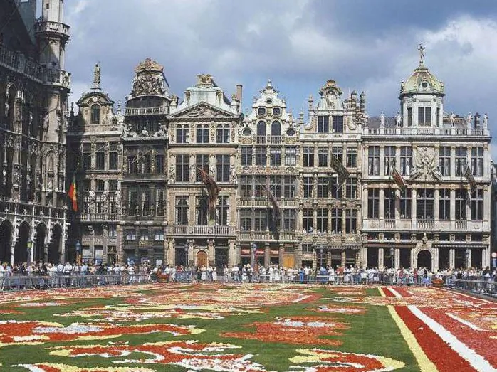 Grand-Place, Brussels (The Travel Magazine)

