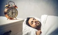 How Much Sleep Do We Actually Need? (Video)