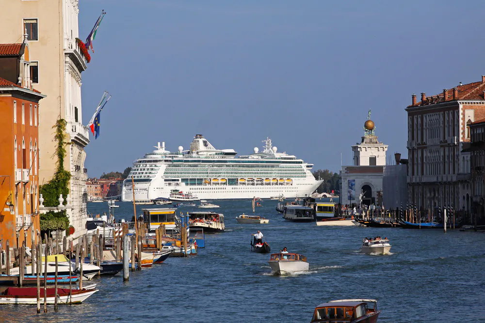 Cruise ship in Venice. (Shutterstock*)