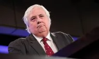 Palmer Says China a Threat to Australia