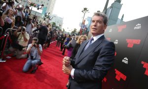 Pierce Brosnan Praises Trump's 'Very Good' Economy