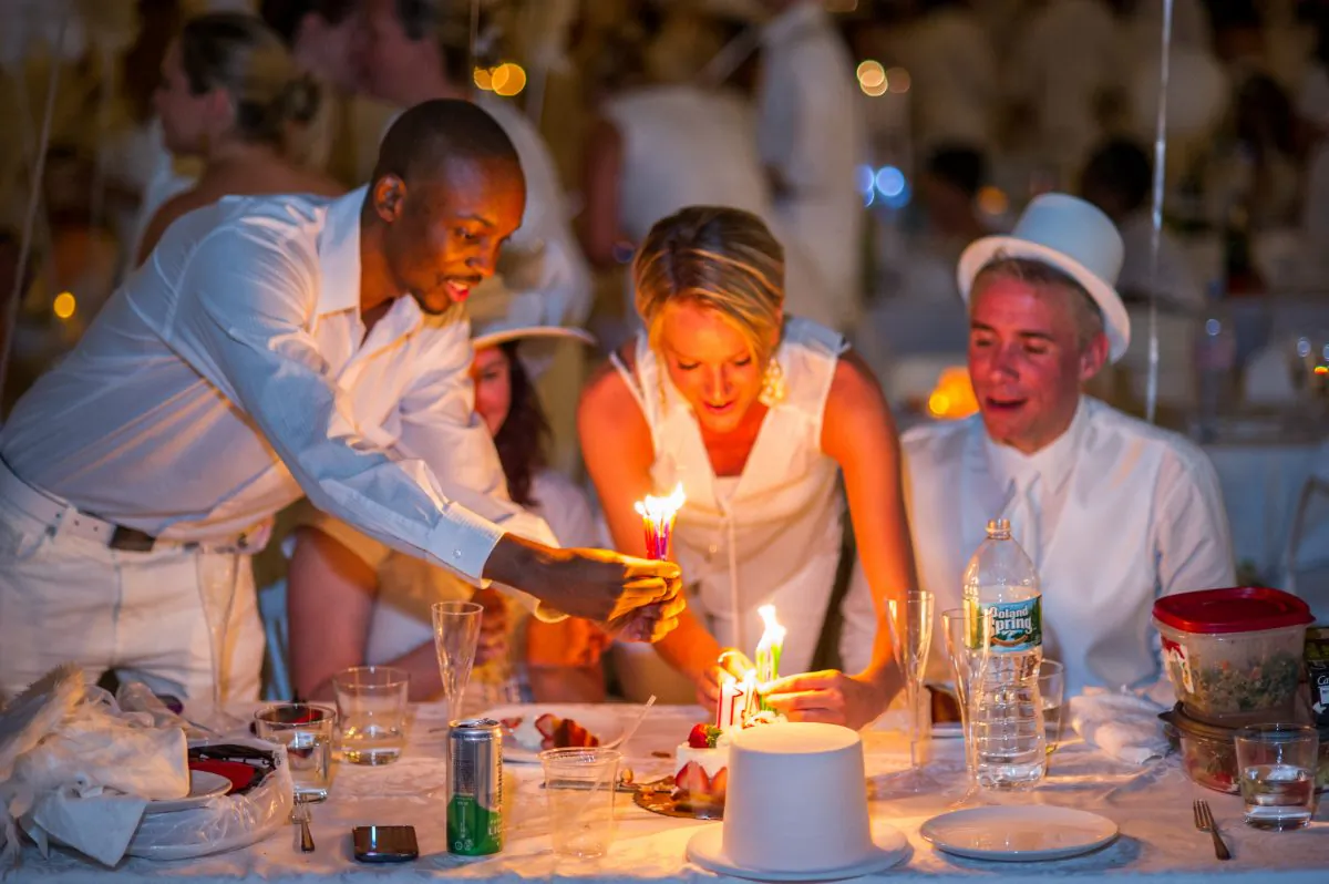 Courtesy of Dîner en Blanc