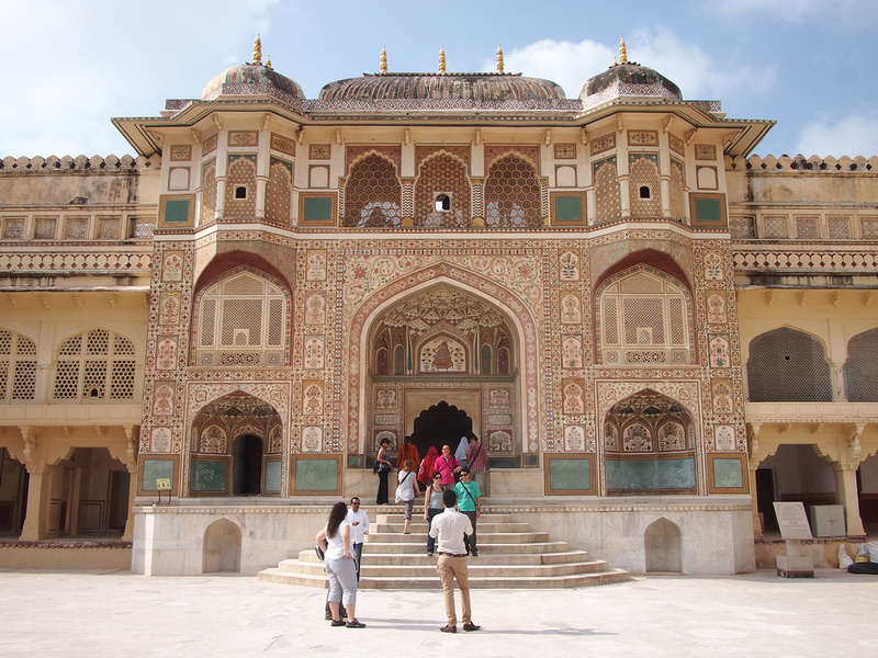 Ganesh Gate - Amber Fort (James Clark, Nomadic Notes)