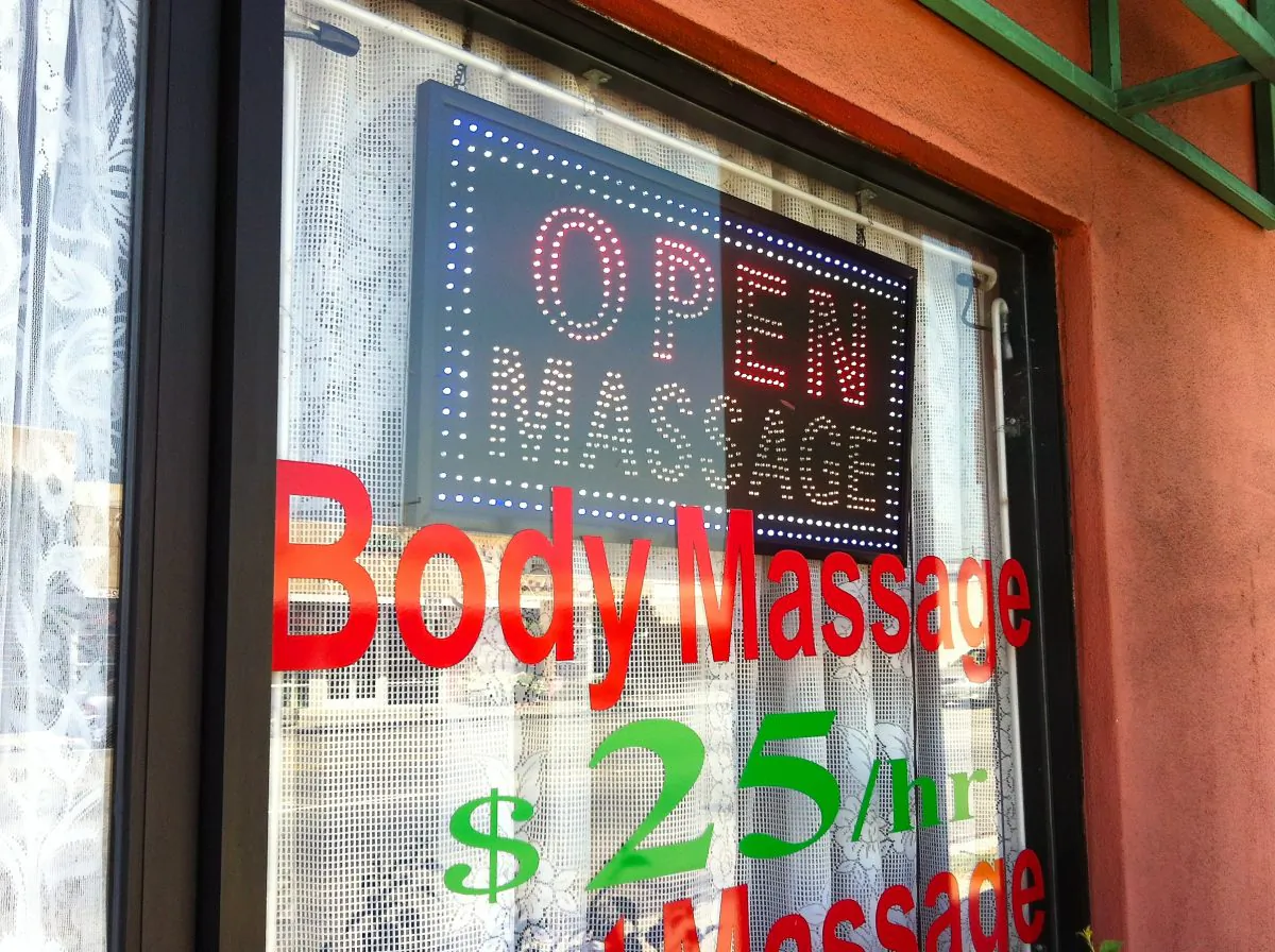 A massage parlor advertises an hour-long full-body massage for $25 in San Gabriel, Calif. (Sarah Le/Epoch Times)