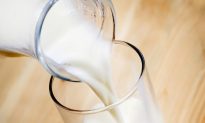 5 Reasons to Skip the Skim Milk